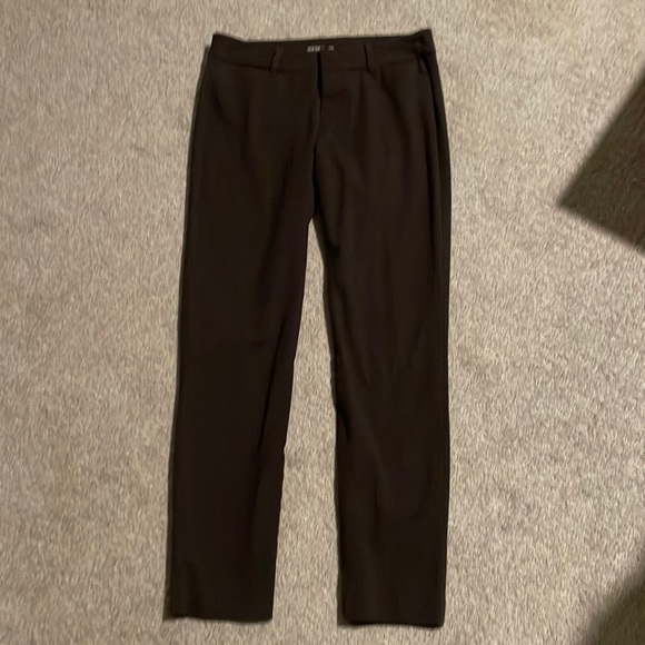 Old Navy Pants - Old Navy Pixie pant heather gray